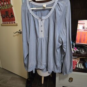 Light Blue Women's Long-Sleeve Peasant Top